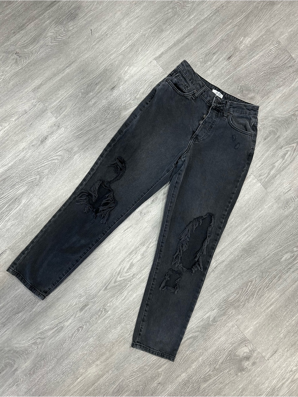 Forever 21 Black Distressed High-Rise Jeans